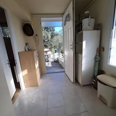 Happy Apartment *