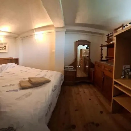 Happy Apartment *